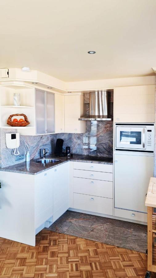 Maui - Zeezichtappartement Te Oostende Luaran gambar